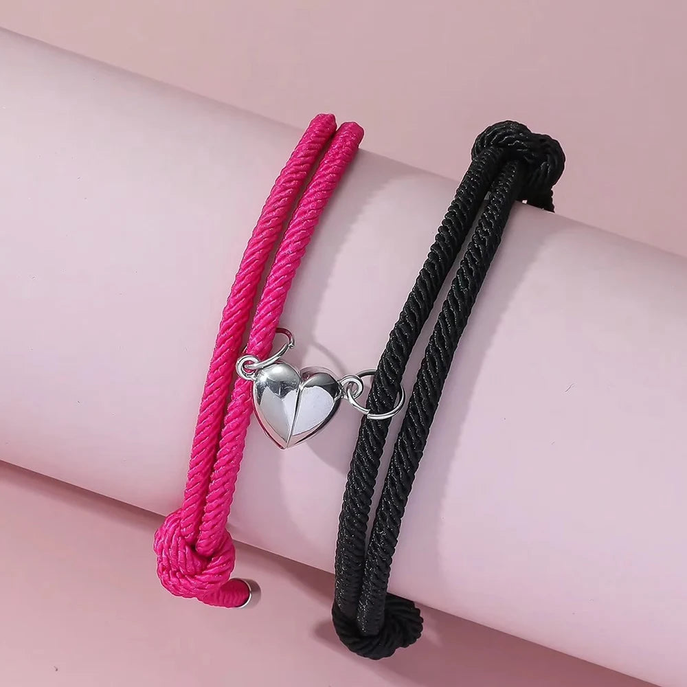 2pcs Lover Set Black White Magnetic Love Bracelets for Best Friend Party Fashion Elegant Silver Heart Shape Gift