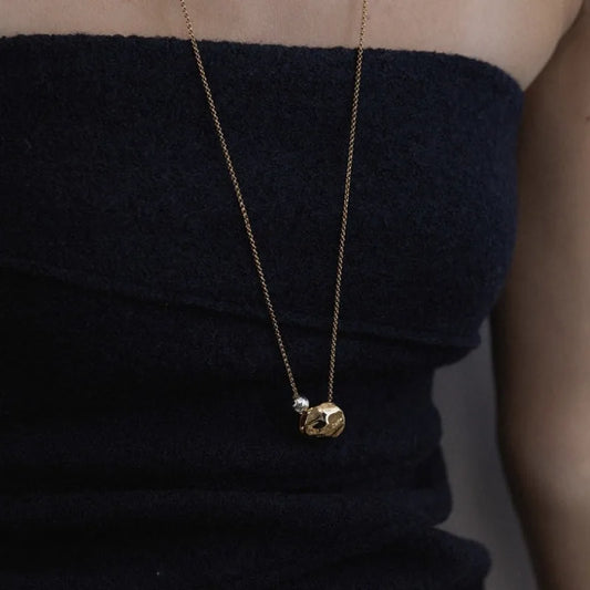 Beautiful Women's Beaded Necklace with Fashionable Multilayer Chain